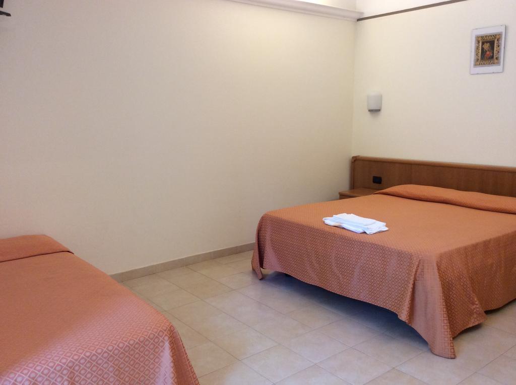 Hotel Il Saraceno Volastra Ruang foto