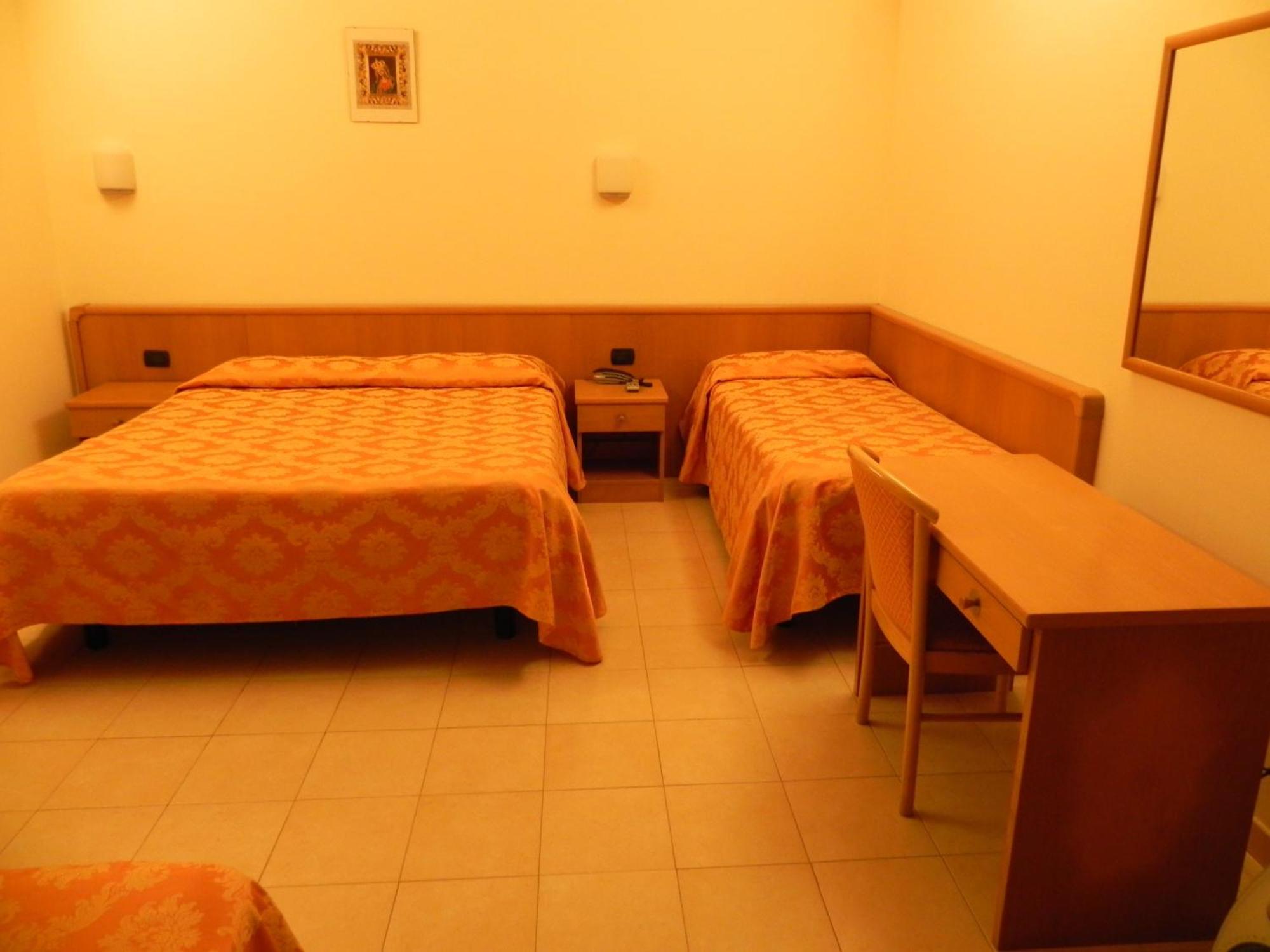 Hotel Il Saraceno Volastra Bagian luar foto